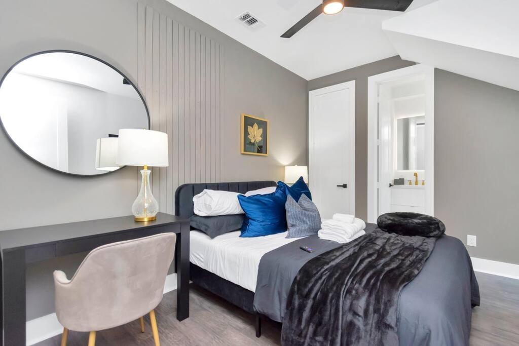 The Suite Spot! Downtown Skyline Views! Sleeps 12 Houston Exterior foto