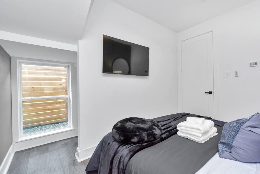 The Suite Spot! Downtown Skyline Views! Sleeps 12 Houston Exterior foto
